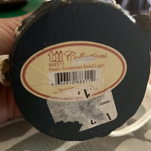 TII Collection Resin Snowman Shelf Light - Picture 2 of 4